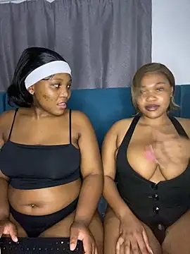 Snapshot of CuteSexyBoobz chatting on 17, 11, 2025 CuteSexyBoobz online show from 17, 11, 2025