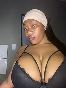 Snapshot of CuteSexyBoobz chatting on 5, 1, 2026 CuteSexyBoobz online show from 5, 1, 2026