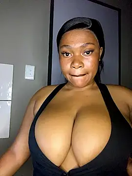 Snapshot of CuteSexyBoobz chatting on 7, 1, 2026 CuteSexyBoobz online show from 7, 1, 2026