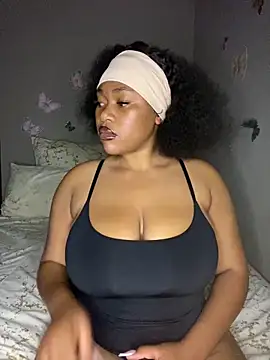 Snapshot of CuteSexyBoobz chatting on 1, 2, 2026 CuteSexyBoobz online show from 1, 2, 2026