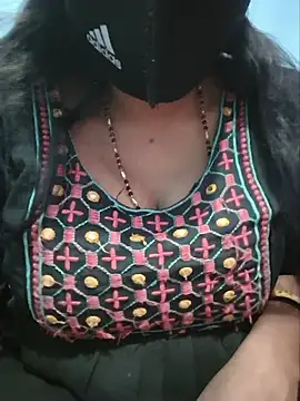 Sexyradha  online show from 3, 7, 2026