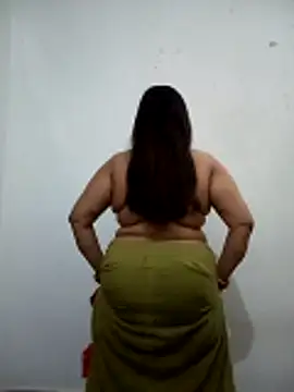 Snapshot of Neha-Bhabhi-Rasily chatting on 4, 5, 2026 Neha-Bhabhi-Rasily online show from 4, 5, 2026