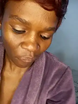 Snapshot of Missvixen81 chatting on 22, 5, 2026 Missvixen81 online show from 22, 5, 2026