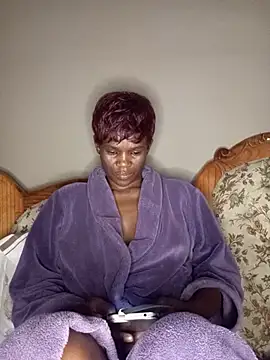Snapshot of Missvixen81 chatting on 24, 5, 2026 Missvixen81 online show from 24, 5, 2026