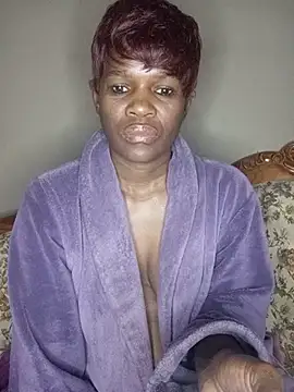 Snapshot of Missvixen81 chatting on 31, 5, 2026 Missvixen81 online show from 31, 5, 2026