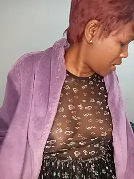 Snapshot of Missvixen81 chatting on 6, 7, 2026 Missvixen81 online show from 6, 7, 2026