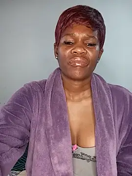 Snapshot of Missvixen81 chatting on 20, 7, 2026 Missvixen81 online show from 20, 7, 2026
