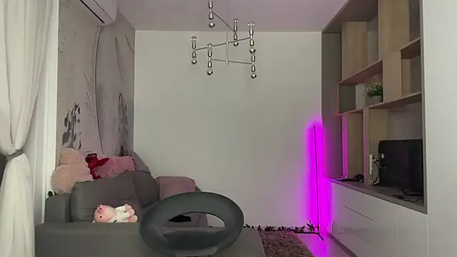 NatashaVoss online show from 5, 3, 2025