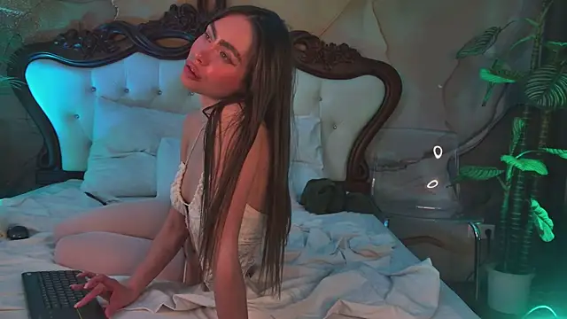 Amanda River online show from 30, 4, 2026