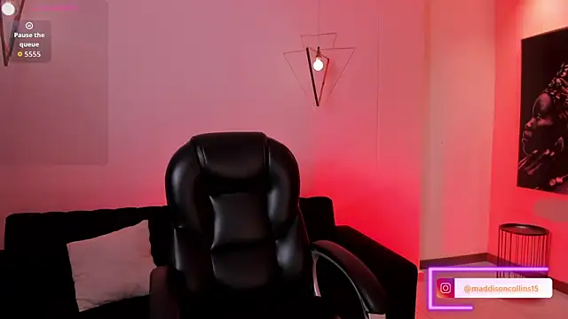 Snapshot of MaddisonCollins chatting on 20, 3, 2026 MaddisonCollins online show from 20, 3, 2026