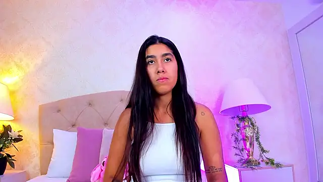 Mia Montess online show from 23, 4, 2026