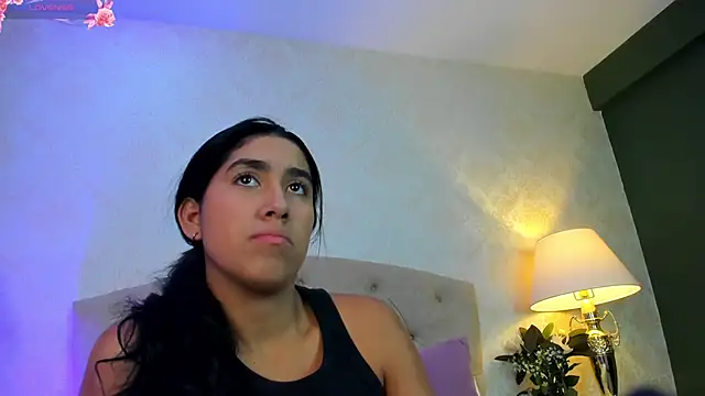Mia Montess online show from 6, 6, 2026
