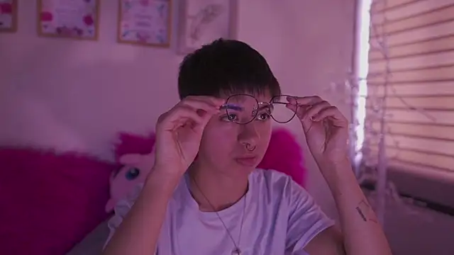 tommy blue online show from 18, 4, 2026