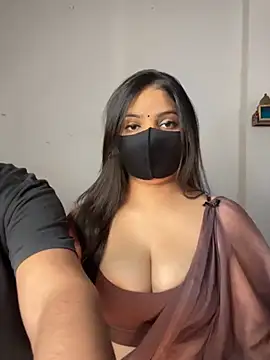 Snapshot of etihotyy chatting on 6, 11, 2025 etihotyy online show from 6, 11, 2025