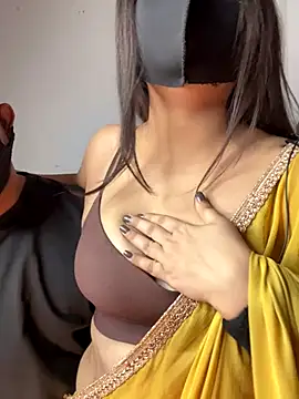 Snapshot of etihotyy chatting on 8, 11, 2025 etihotyy online show from 8, 11, 2025