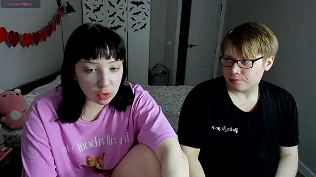 Snapshot of JayMollyy chatting on 8, 2, 2026 JayMollyy online show from 8, 2, 2026