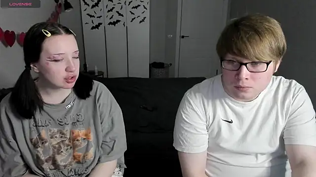 Snapshot of JayMollyy chatting on 15, 4, 2026 JayMollyy online show from 15, 4, 2026