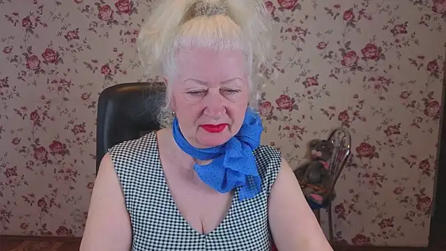 Maya Mayflower online show from 19, 4, 2026