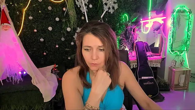 NicoleHitman online show from 21, 12, 2025