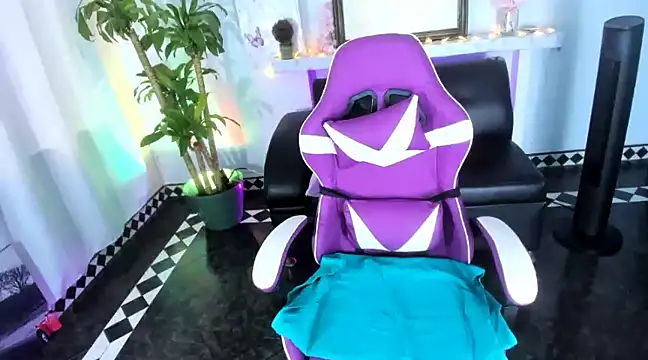 rose honey  online show from 18, 3, 2025