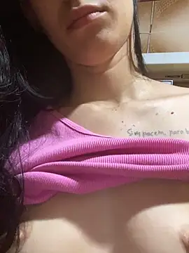 Snapshot of dianagomes2511 chatting on 3, 3, 2025 dianagomes2511 online show from 3, 3, 2025