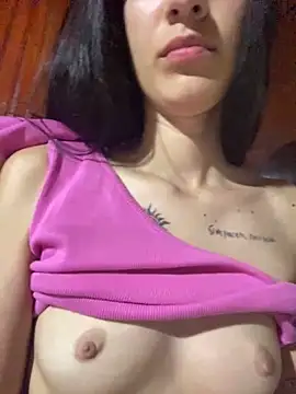 Snapshot of dianagomes2511 chatting on 4, 3, 2025 dianagomes2511 online show from 4, 3, 2025