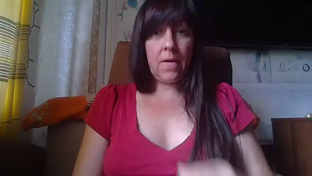Snapshot of CarolinaReaperRed chatting on 17, 6, 2026 CarolinaReaperRed online show from 17, 6, 2026