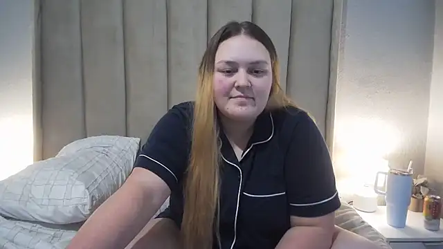 Snapshot of Neytjie chatting on 23, 5, 2026 Neytjie online show from 23, 5, 2026