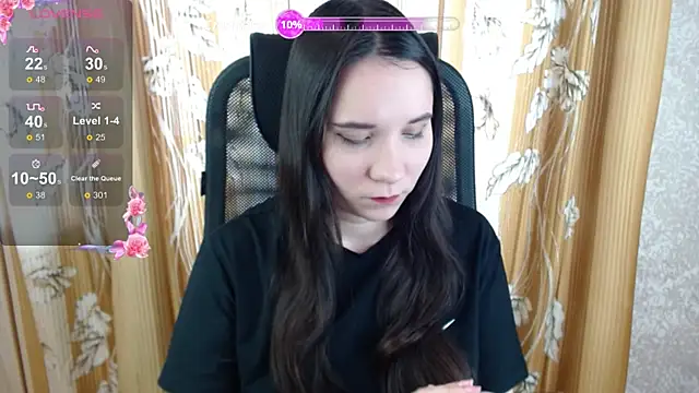 KateForLove online show from 4, 10, 2025