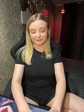 Lina ly online show from 11, 10, 2025