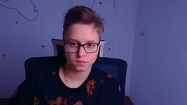 Snapshot of Bella_Swannn chatting on 5, 3, 2025 Bella Swannn online show from 5, 3, 2025