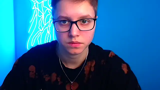 Snapshot of Bella_Swannn chatting on 11, 3, 2025 Bella Swannn online show from 11, 3, 2025