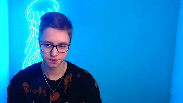 Snapshot of Bella_Swannn chatting on 14, 3, 2025 Bella Swannn online show from 14, 3, 2025