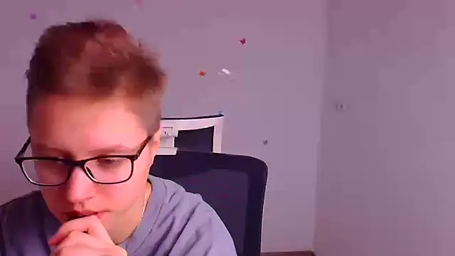 Snapshot of Bella_Swannn chatting on 19, 3, 2025 Bella Swannn online show from 19, 3, 2025