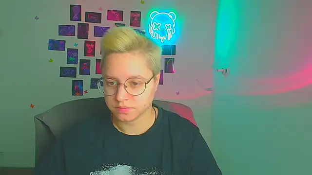 Snapshot of Bella_Swannn chatting on 19, 3, 2026 Bella Swannn online show from 19, 3, 2026