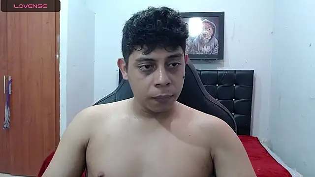 Snapshot of Alejandroo_22 chatting on 19, 3, 2025 Alejandroo 22 online show from 19, 3, 2025