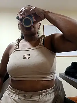 Ariana Rodriguez online show from 18, 4, 2026