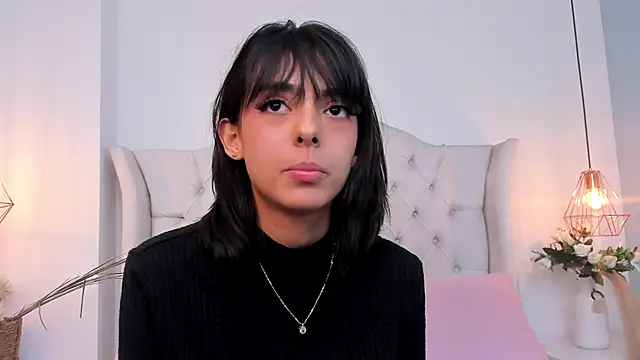 ZaraLuuv online show from 14, 3, 2025