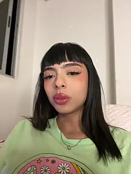 ZaraLuuv online show from 18, 9, 2025