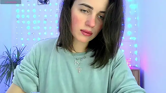 Snapshot of neferutt chatting on 5, 12, 2025 neferutt online show from 5, 12, 2025