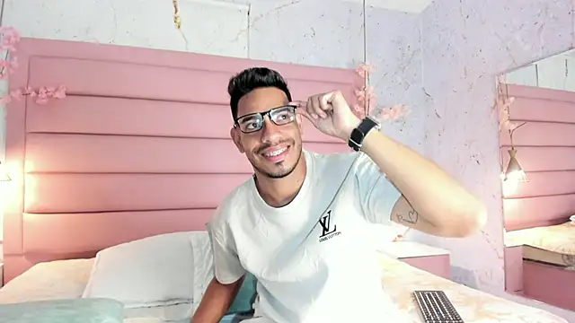 ETHAN DRAVEN online show from 11, 9, 2025