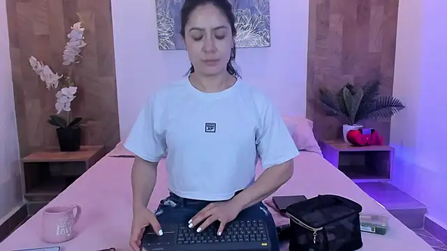 isabella winkler online show from 29, 7, 2026