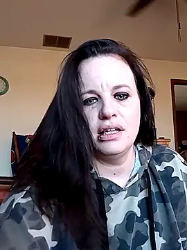 cattlegurl online show from 13, 3, 2025