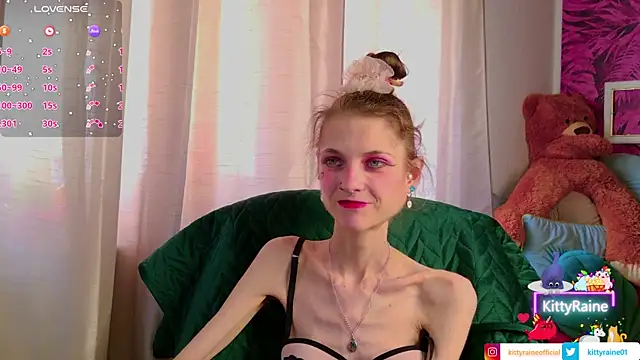 Snapshot of KittyRaine chatting on 14, 5, 2026 KittyRaine online show from 14, 5, 2026