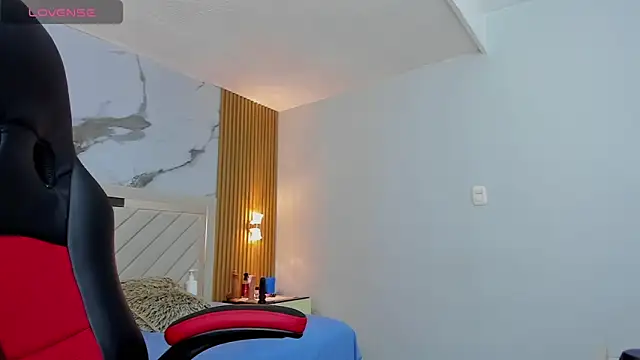 lisa prescot online show from 9, 10, 2025