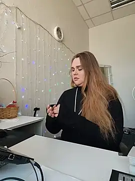 Juicy PeachLux online show from 22, 5, 2026