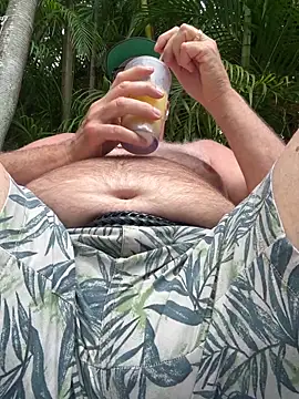 Snapshot of superbearboss chatting on 20, 5, 2026 superbearboss online show from 20, 5, 2026