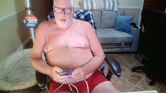 Snapshot of superbearboss chatting on 31, 5, 2026 superbearboss online show from 31, 5, 2026