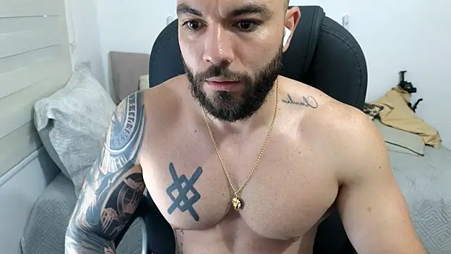 Snapshot of Isaac_Carter chatting on 3, 8, 2026 Isaac Carter online show from 3, 8, 2026