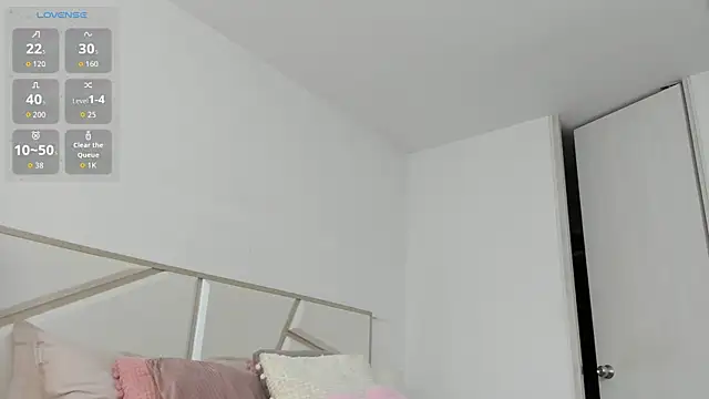 Snapshot of carolina_t chatting on 18, 10, 2025 carolina t online show from 18, 10, 2025